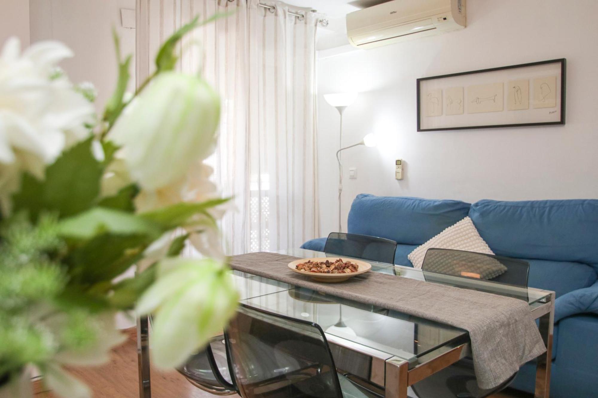 Spacious 2 Bedroom Apt In The Heart Of Triana Sevilla Exteriér fotografie